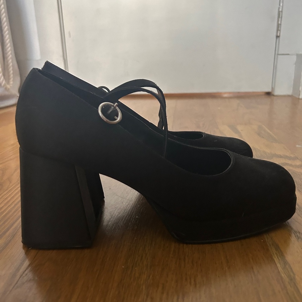 Steve Madden Mary Jane Style Heels